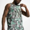 47 Herren Tank Tops MLB New York Yankees Sector Repeat Grafton In Camouflage