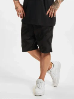 Herren Shorts Identity In Schwarz
