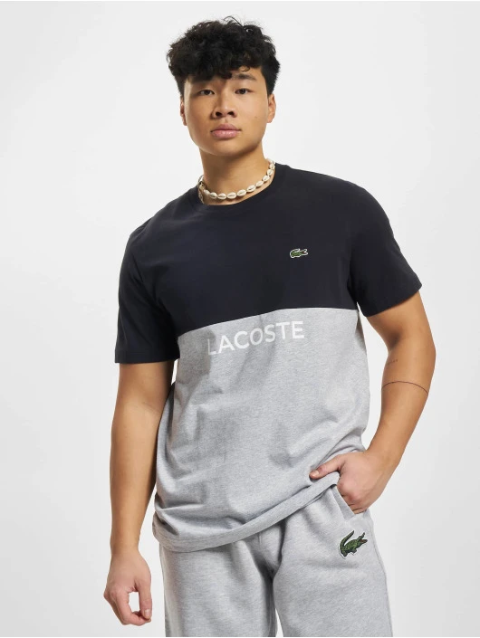 Lacoste Herren T-Shirt T-Shirt In Grau 1 Lacoste Herren T-Shirt T-Shirt In Grau