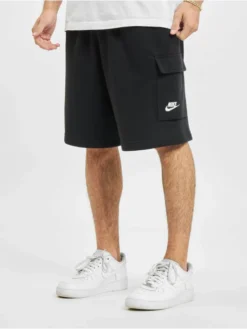 Nike Herren Shorts Club Cargo In Schwarz