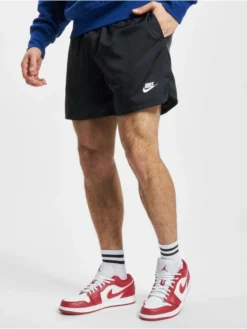 Nike Herren Shorts Land Flow In Schwarz