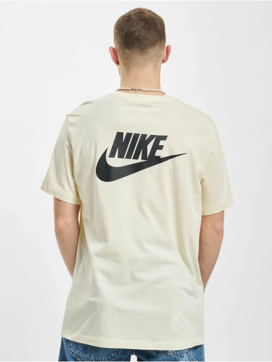 Nike Herren T-Shirt Ess Stmt 4 In Beige 2 Nike Herren T-Shirt Ess Stmt 4 In Beige – Bild 2