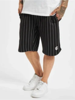 ROCAWEAR Herren Shorts Coles In Schwarz